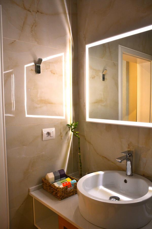 Central Luxury Apartment Tirana Værelse billede