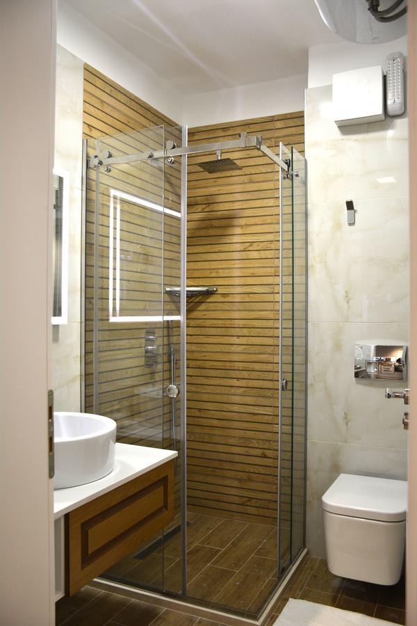 Central Luxury Apartment Tirana Værelse billede