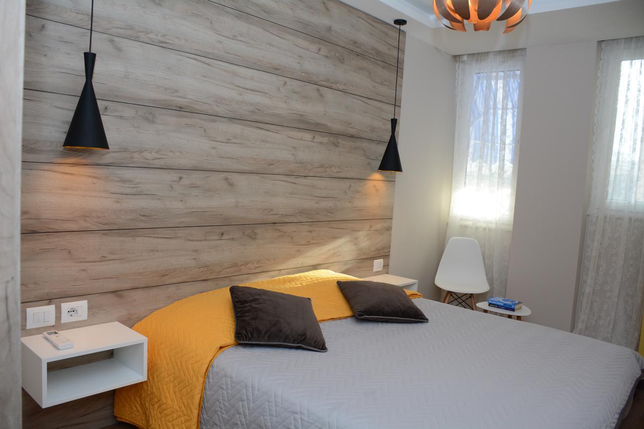 Central Luxury Apartment Tirana Eksteriør billede